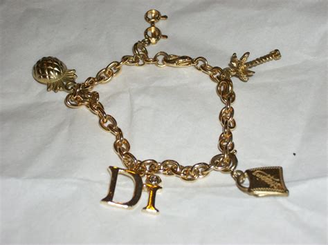 dior charm bracelet